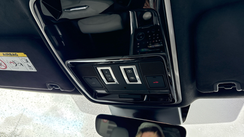 Land Rover Range Rover Sport 5.0 P575 S/C SVR Carbon Edition 5dr Auto Petrol Estate